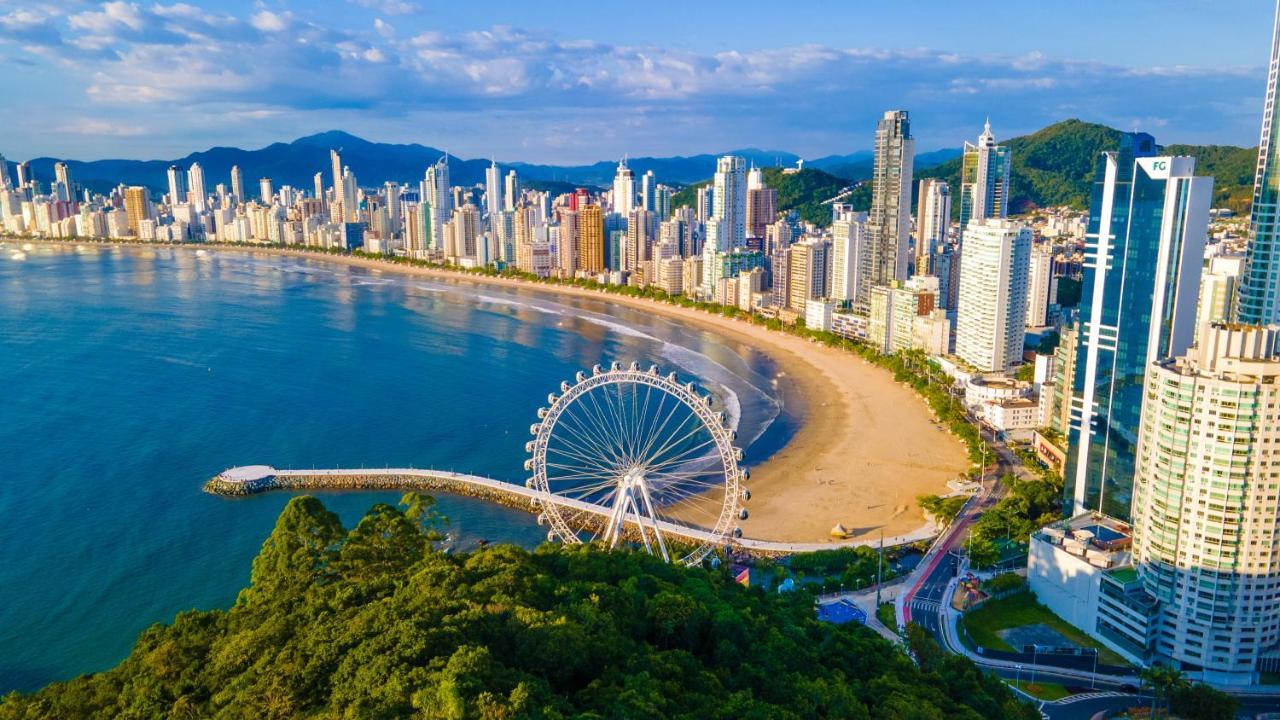 Estaleiro Com Charme - Ar, Churras E Pet Friendly Balneario Camboriu Bagian luar foto