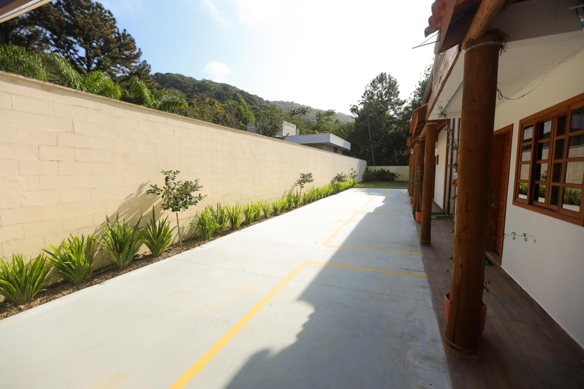 Estaleiro Com Charme - Ar, Churras E Pet Friendly Balneario Camboriu Bagian luar foto